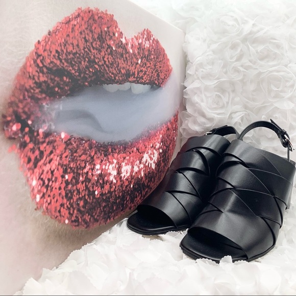 🥳HOST PICK🥳~Via Spiga Oren Sandals 👠 - Picture 12 of 16